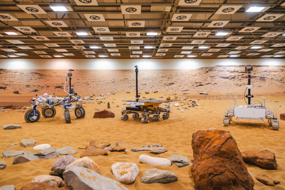 Dall’accoppiata drone-rover immagini più nitide del suolo di Marte